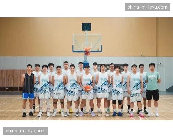 辽宁本钢主场大胜，球队官方海外账号发布更衣室庆祝视频获数十万播放